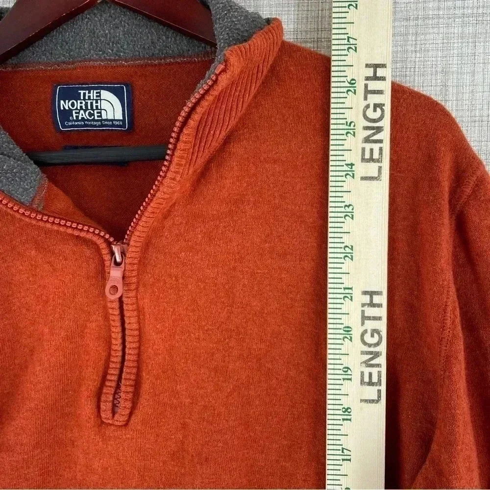 The North Face Mens Size L long sleeve pullover sweatshirt 3062